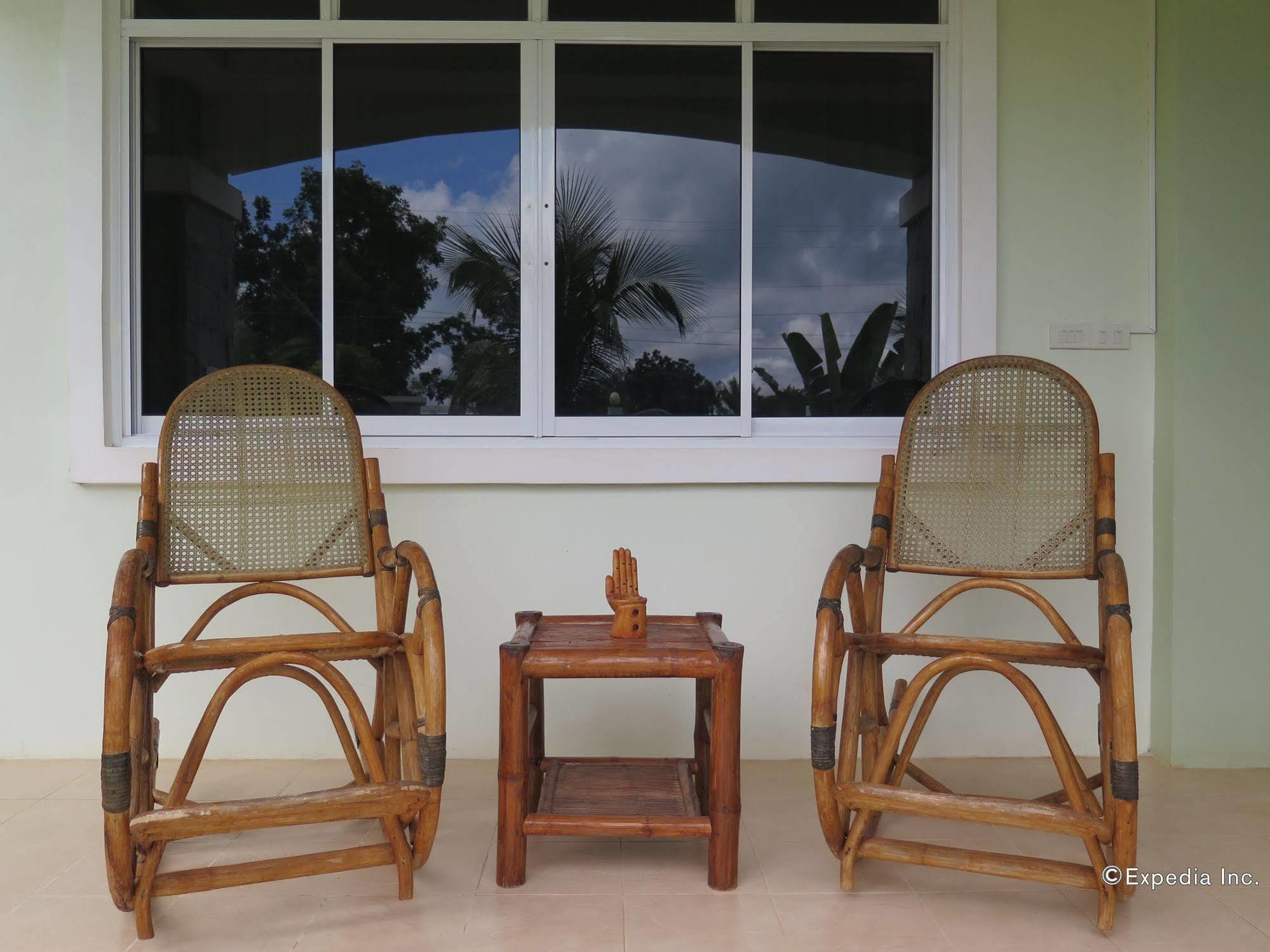 Oasi Fiore Bed & Breakfast Panglao Exteriör bild