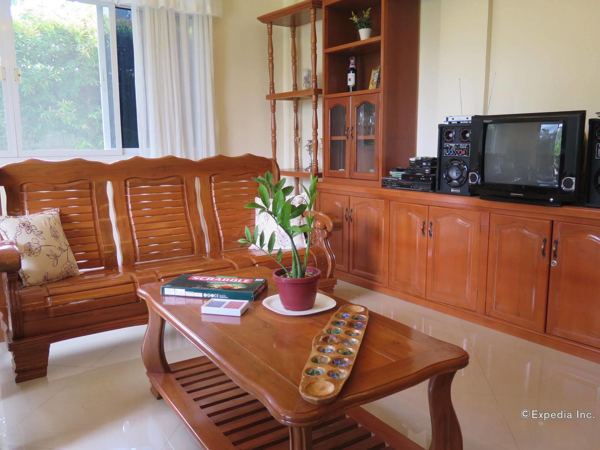 Oasi Fiore Bed & Breakfast Panglao Exteriör bild